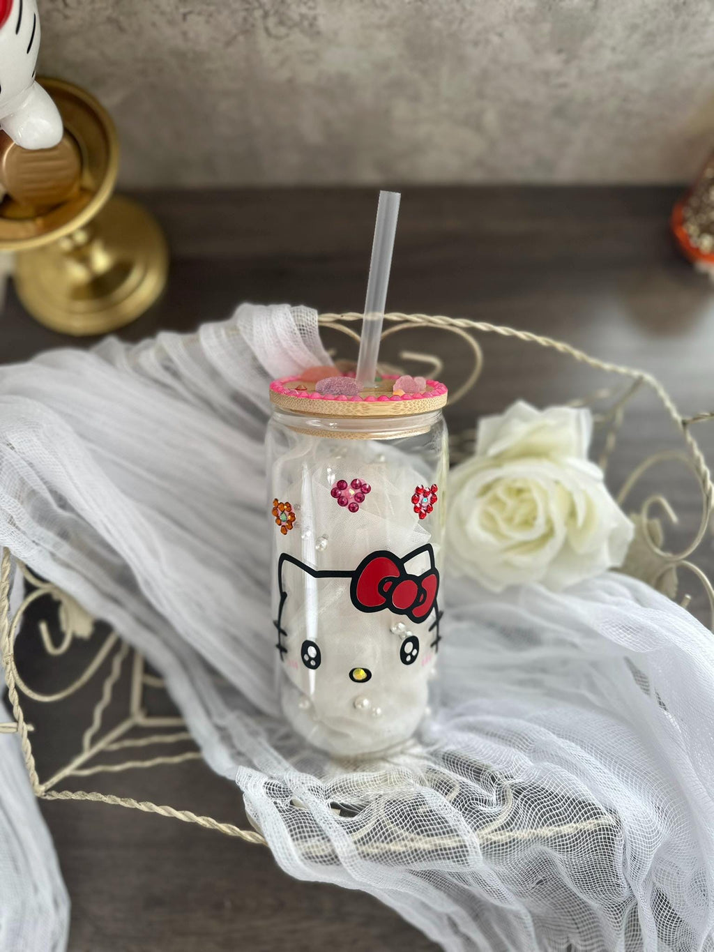 Kawaii Kitty Glass Iced Coffee Cup: Rhinestone Bamboo Lid, Gummy Charms (16oz)