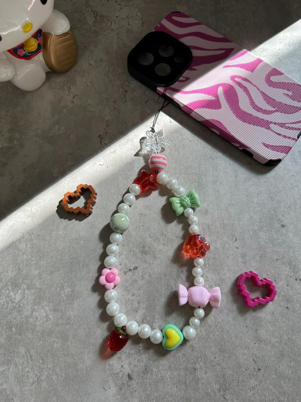 Sweet Candy Phone Charm – Strawberry Bead Wrist Strap, Pastel Heart & Bow, Pearlcore Phone Accessory