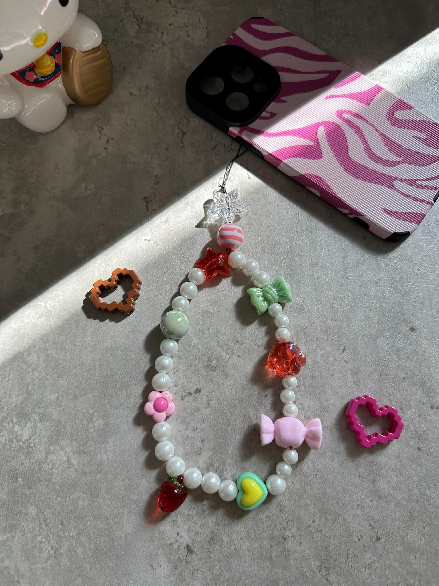 Sweet Candy Phone Charm – Strawberry Bead Wrist Strap, Pastel Heart & Bow, Pearlcore Phone Accessory